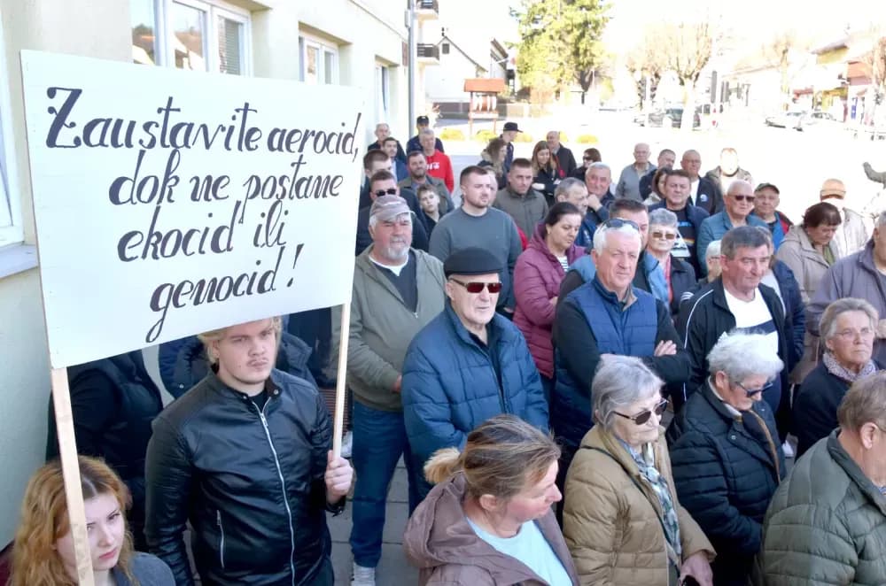 Kutjevčani uz svog gradonačelnika Budimira: ʼProblem idemo dalje rješavati pred Županiju i Ministarstvo”
