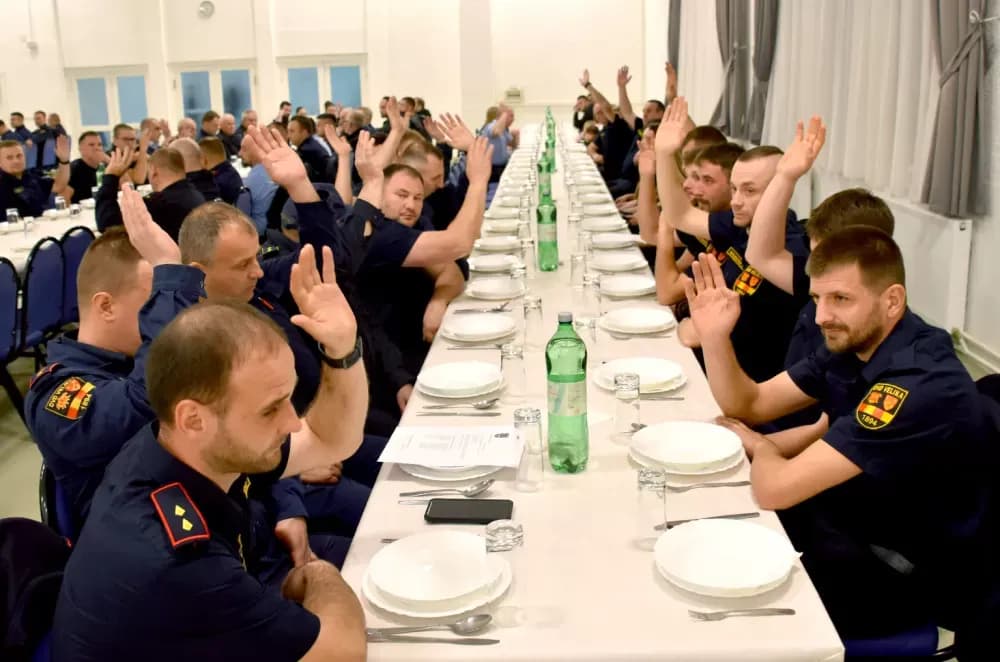 Velički vatrogasci uz 32 intervencije hvatali su zmije i uklanjali stršljenove