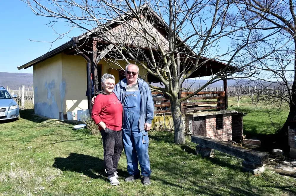 Vjerni  čuvari vinske kapljice: Obitelj Paulić, pola stoljeća tradicije podno Mitrovca