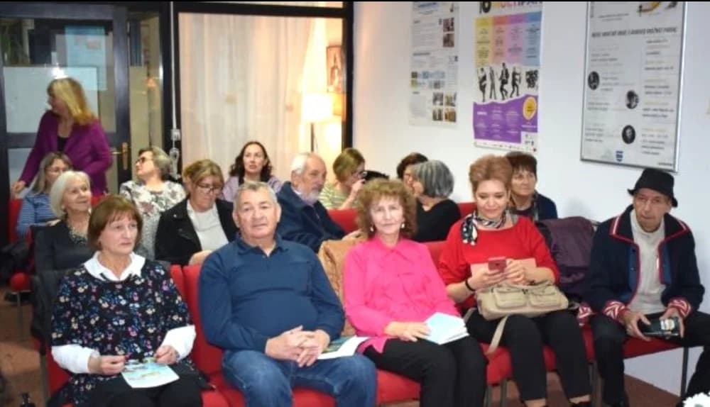 ŽUPANIJSKA UDRUGA „MATKO PEIĆ“: U Pakracu predstavili zbirku radova „Skitnje obojene ljubavlju“