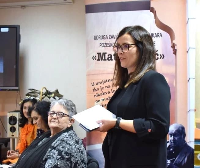 ŽUPANIJSKA UDRUGA „MATKO PEIĆ“: U Pakracu predstavili zbirku radova „Skitnje obojene ljubavlju“