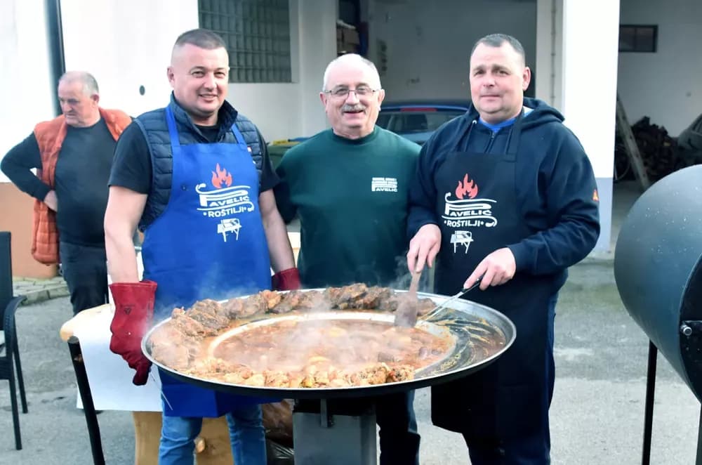 Alilovci postali središte gurmanske inovacije: Drago Pavelić predstavio revoluciju u roštiljanju