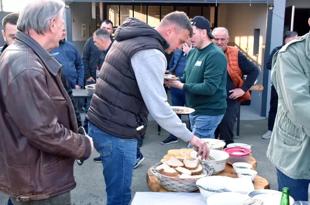 Alilovci postali središte gurmanske inovacije: Drago Pavelić predstavio revoluciju u roštiljanju