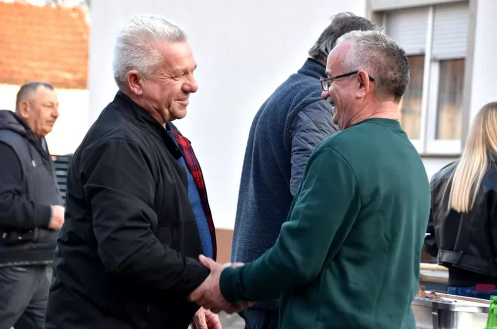 Alilovci postali središte gurmanske inovacije: Drago Pavelić predstavio revoluciju u roštiljanju