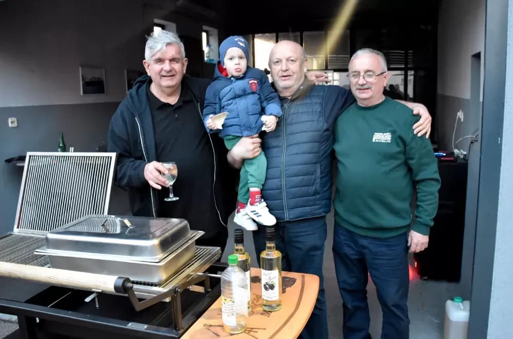 Alilovci postali središte gurmanske inovacije: Drago Pavelić predstavio revoluciju u roštiljanju