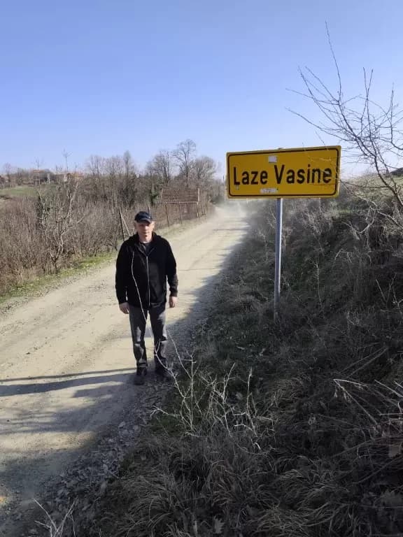 Nakon godina čekanja: Započelo asfaltiranje prometnica u Lazama Vasinim, Lazama Ćosinim i Komušini