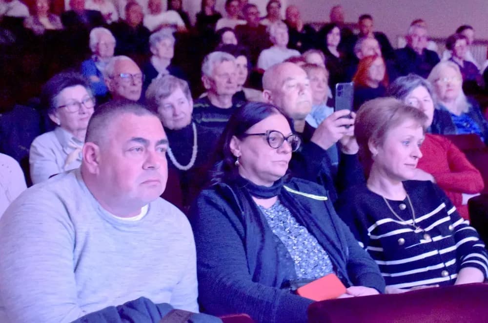 Srijemska pjesma u srcu Slavonije: Veliki koncert HPD-a „Matija Gubec” iz Rume u Požegi