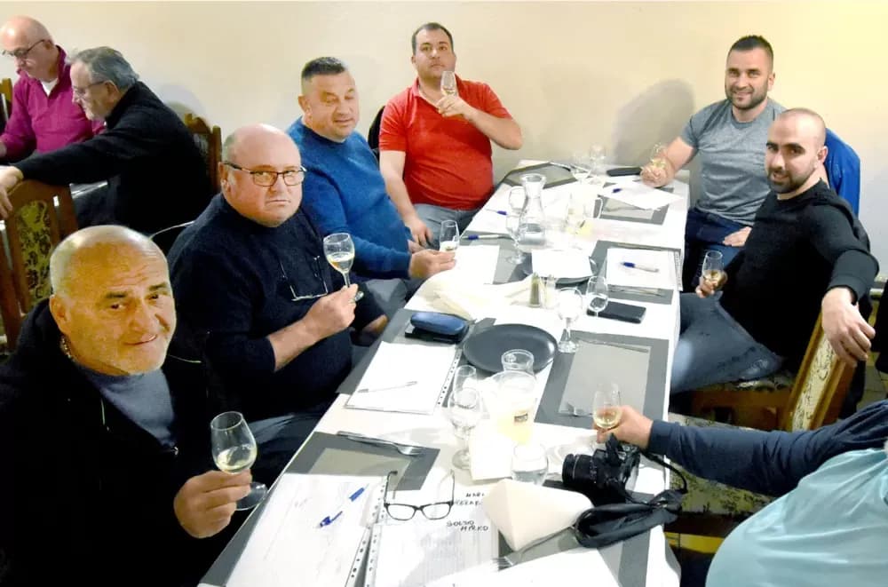 Kaptolački ʼVino-Kapʼ postao međunarodna udruga: Zlatne graševine u finalu ocjenjivanja