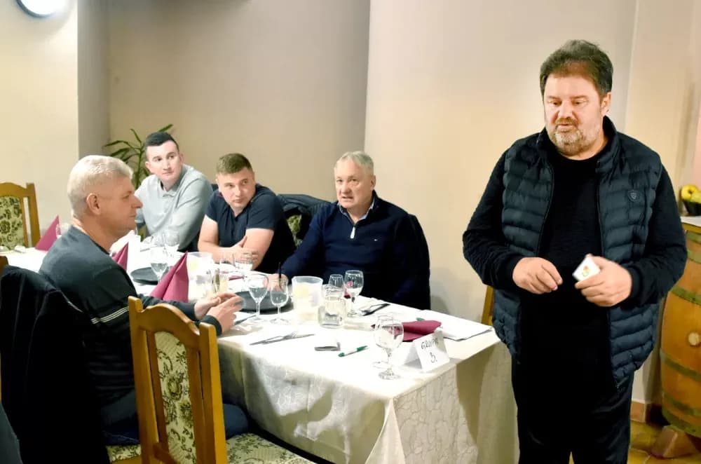 Kaptolački ʼVino-Kapʼ postao međunarodna udruga: Zlatne graševine u finalu ocjenjivanja