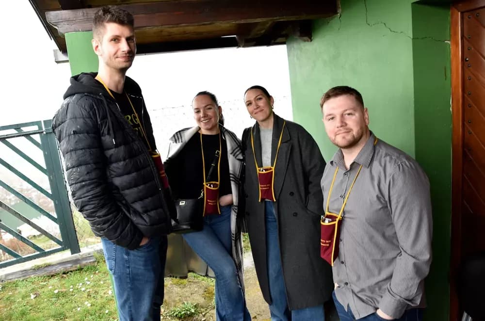 Grgurevo na vrhu Sokolovca: Pjesma, običaji i prijatelji uz vinskog kardinala