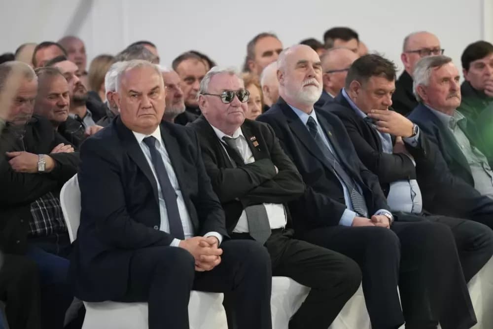 „Plenković na 36. obljetnici HDZ-a u Požegi: ‘Antonija Jozić i HDZ donose pobjede i projekte!’“