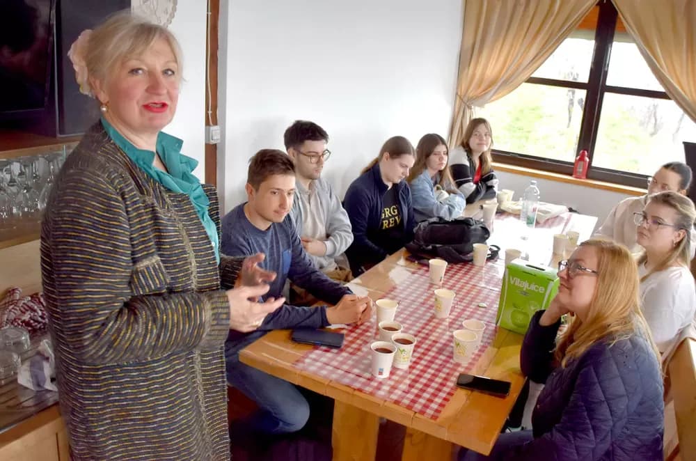 Grgurevo na Sokolovcu: Program započeo ledom, nastavio se uz priče o „Musoliniju”