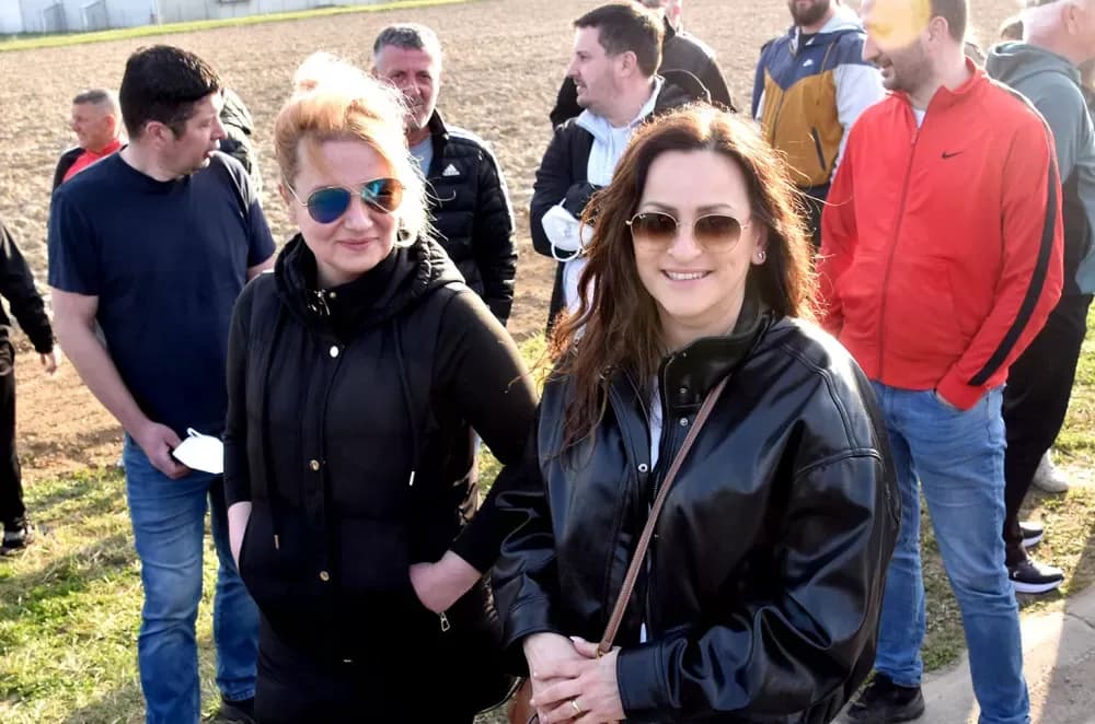 Masovni prosvjed u Kutjevu: Građani i gradonačelnik zajedno protiv kompostane