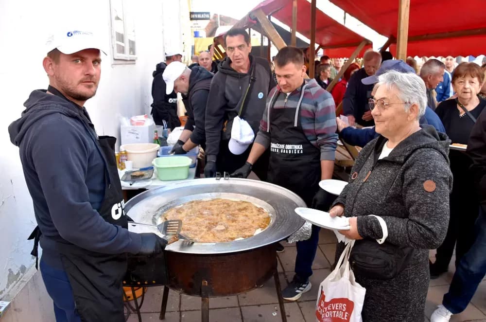 Mirisi mora i slavonskih polja ispunili Lermanovu ulicu