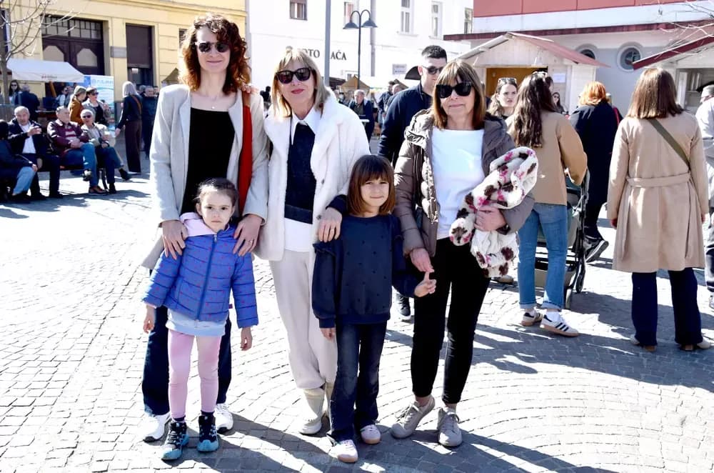 Mirisi mora i slavonskih polja ispunili Lermanovu ulicu