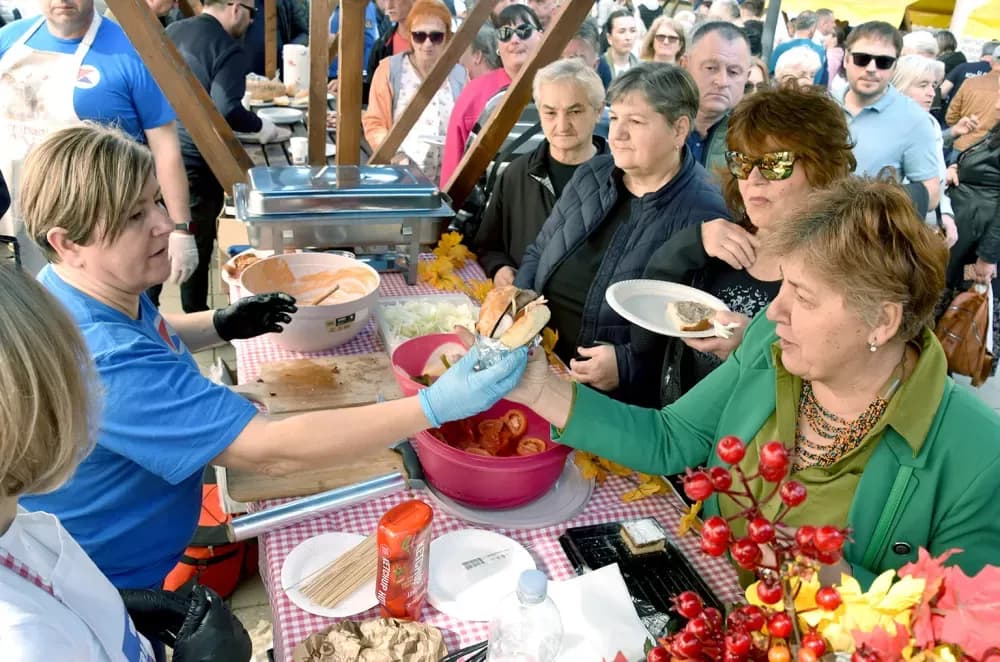 Mirisi mora i slavonskih polja ispunili Lermanovu ulicu
