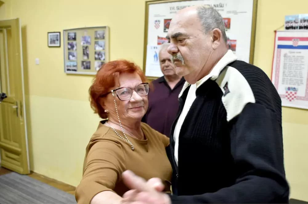 Rasplesani požeški umirovljenici: Uz pjesmu i zajedništvo proslavili Dan grada i Dan žena
