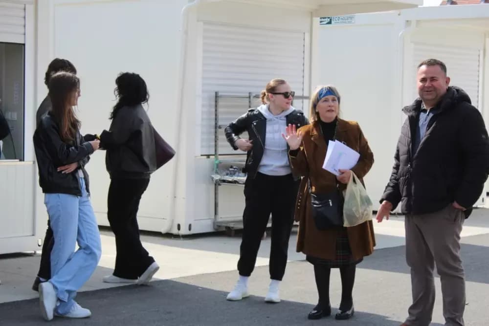 Studenti fakulteta turizma i ruralnog razvoja na požeškoj tržnici