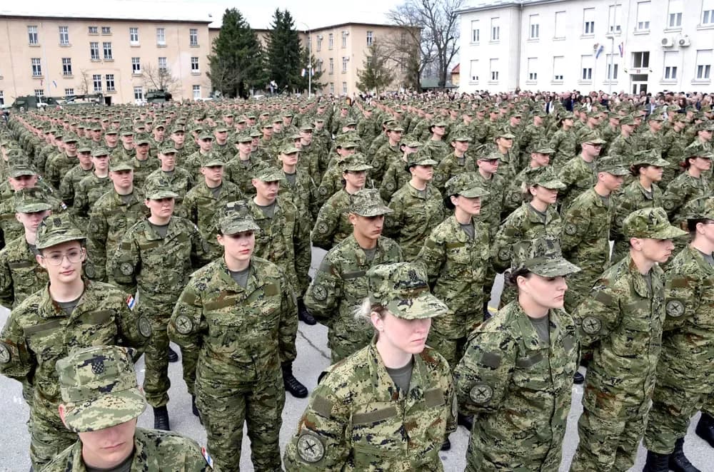 Gromovi nad Požegom: Prvi naraštaj ročnika prisegnuo uz prelet Rafala
