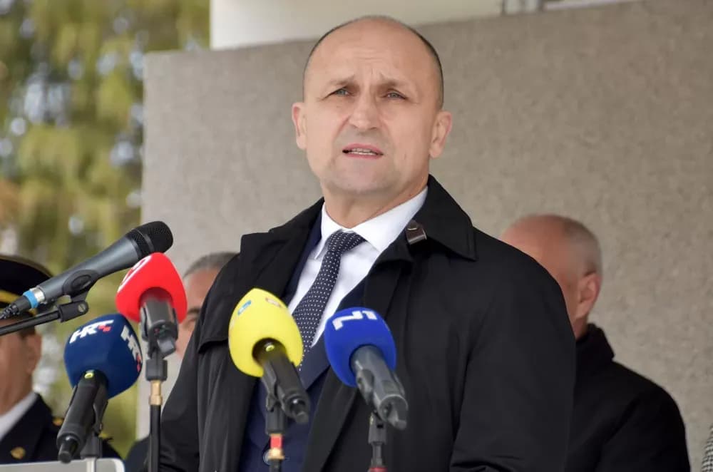 Gromovi nad Požegom: Prvi naraštaj ročnika prisegnuo uz prelet Rafala