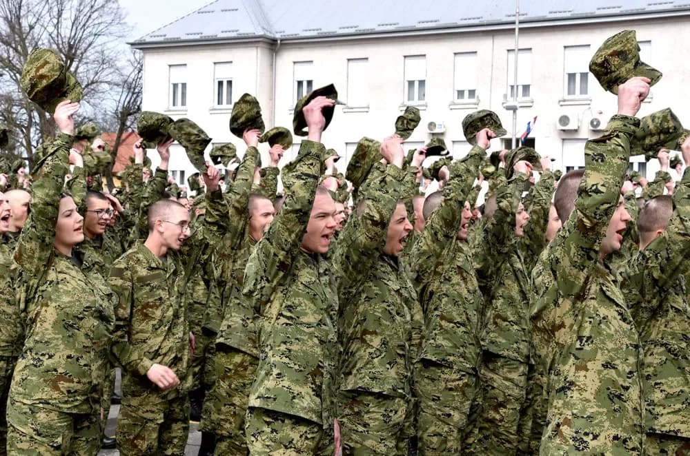 Gromovi nad Požegom: Prvi naraštaj ročnika prisegnuo uz prelet Rafala