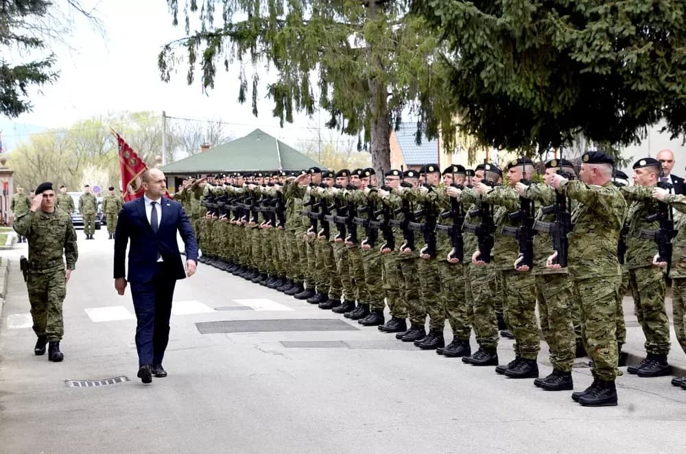 Gromovi nad Požegom: Prvi naraštaj ročnika prisegnuo uz prelet Rafala