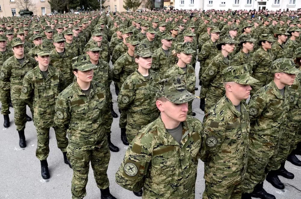 Gromovi nad Požegom: Prvi naraštaj ročnika prisegnuo uz prelet Rafala