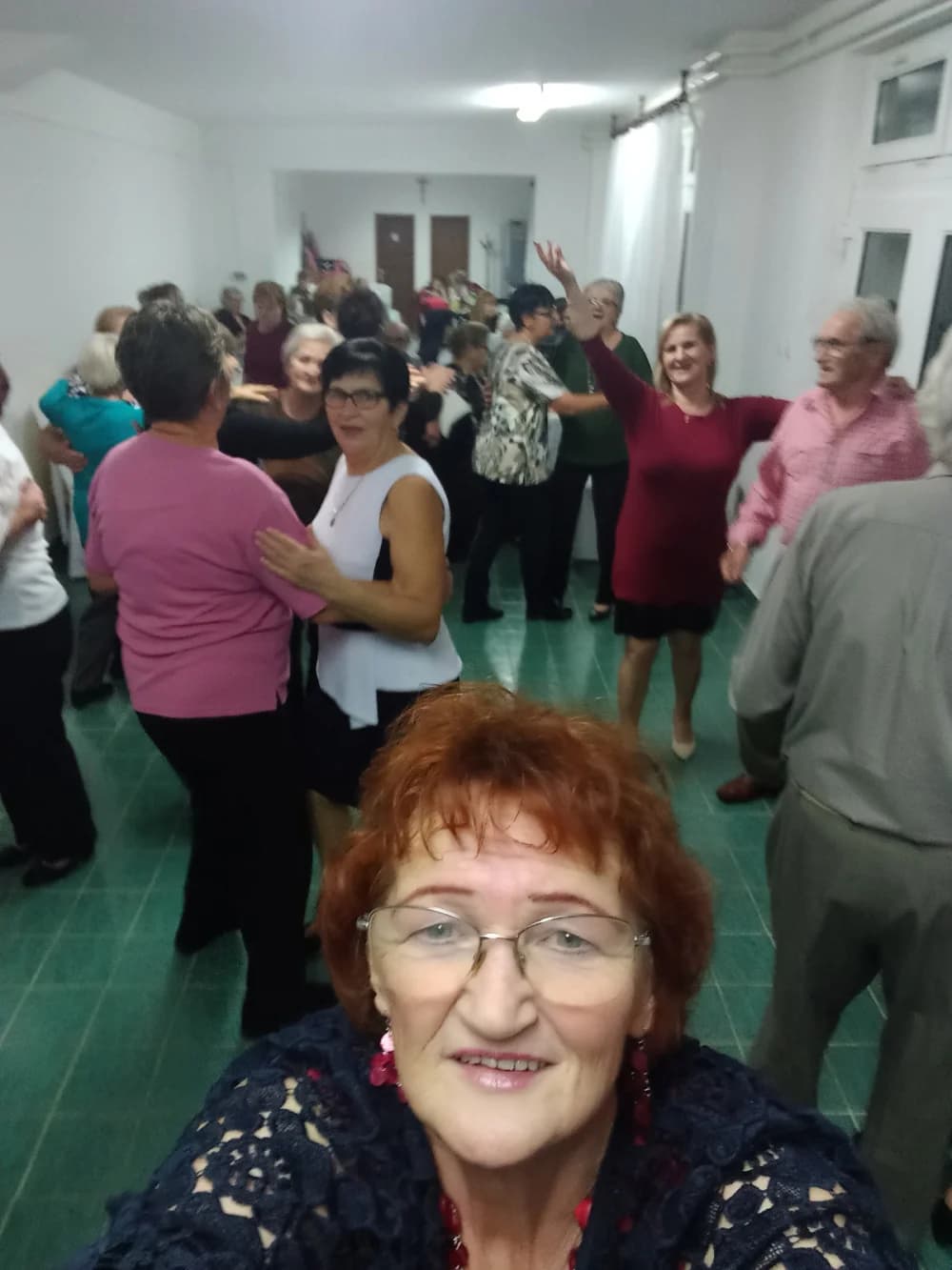 Sve Kate su na zabavi u Velikoj za imendan dobile poklone