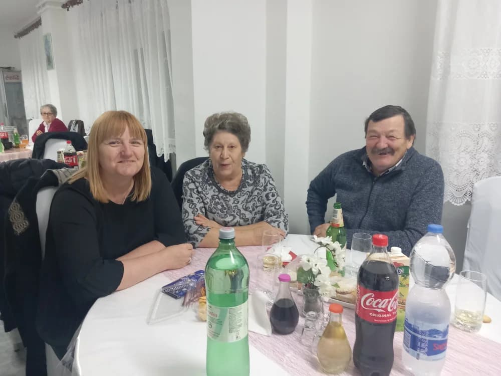 Sve Kate su na zabavi u Velikoj za imendan dobile poklone