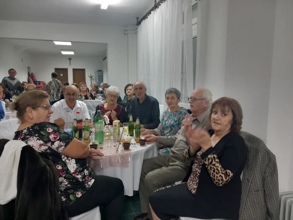 Sve Kate su na zabavi u Velikoj za imendan dobile poklone