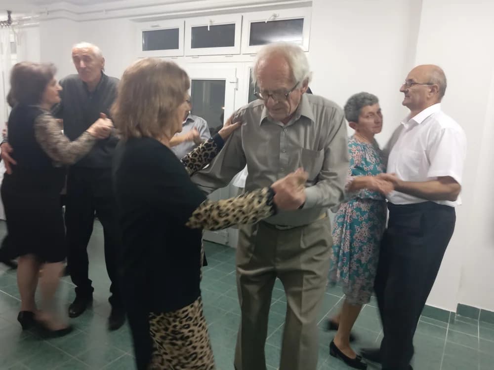 Sve Kate su na zabavi u Velikoj za imendan dobile poklone