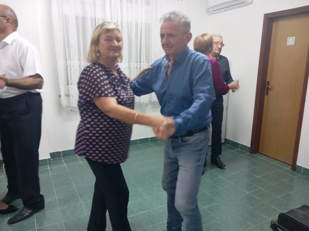 Sve Kate su na zabavi u Velikoj za imendan dobile poklone