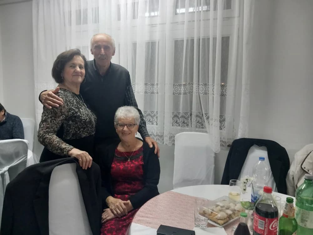 Sve Kate su na zabavi u Velikoj za imendan dobile poklone
