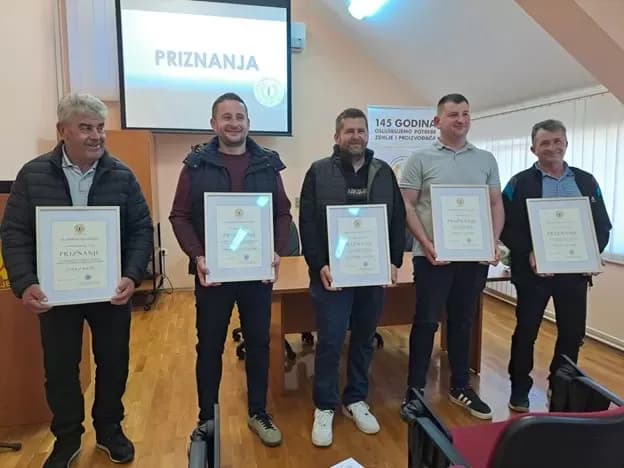 Alilovčan Miroslav Bartolović primio priznanje osječkog Poljoprivrednog instituta