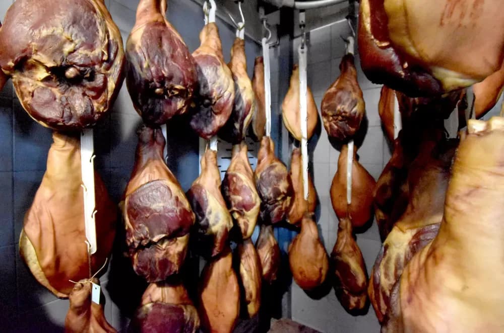 USKRŠNJA GROZNICA U BJELIŠEVCU: Sve šunke OPG-a Hruška već rasprodane
