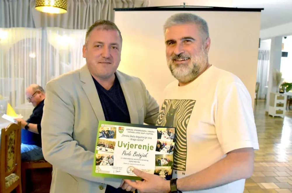 KAPTOLAČKI VINARI USPJEŠNO ZAVRŠILI ZIMSKU ŠKOLU: Kroz čašu prošlo 68 uzoraka, slijedi put u BiH