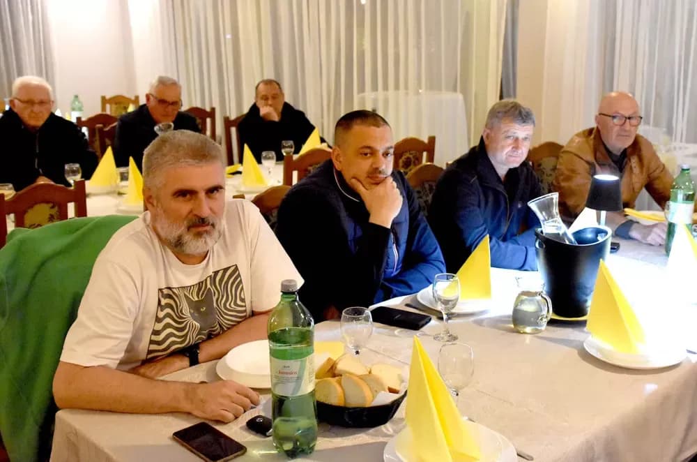 KAPTOLAČKI VINARI USPJEŠNO ZAVRŠILI ZIMSKU ŠKOLU: Kroz čašu prošlo 68 uzoraka, slijedi put u BiH