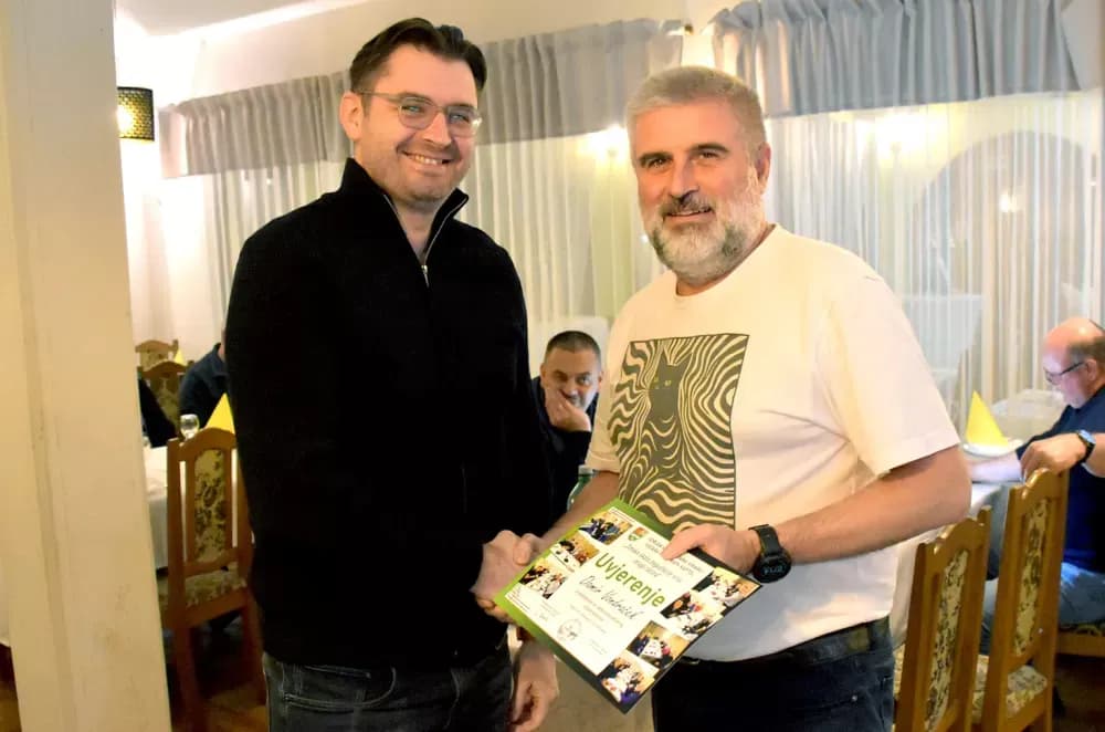 KAPTOLAČKI VINARI USPJEŠNO ZAVRŠILI ZIMSKU ŠKOLU: Kroz čašu prošlo 68 uzoraka, slijedi put u BiH