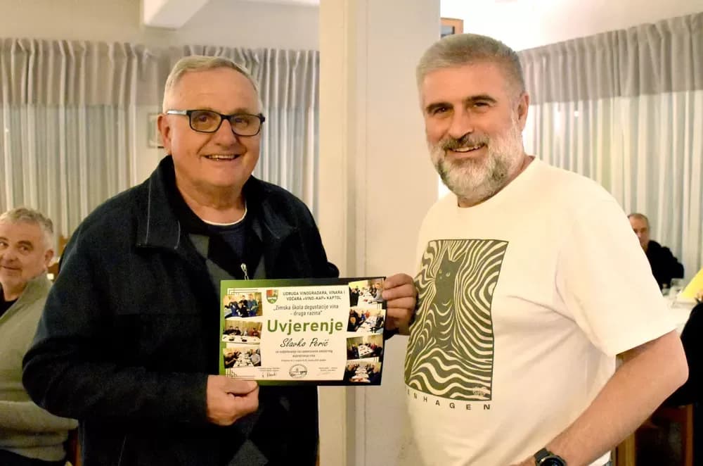 KAPTOLAČKI VINARI USPJEŠNO ZAVRŠILI ZIMSKU ŠKOLU: Kroz čašu prošlo 68 uzoraka, slijedi put u BiH
