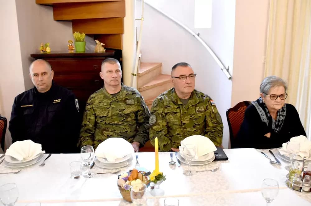 Roditelji poginulih branitelja požeškog kraja posjetili dvije bojišnice - jednu izvan naše zemlje