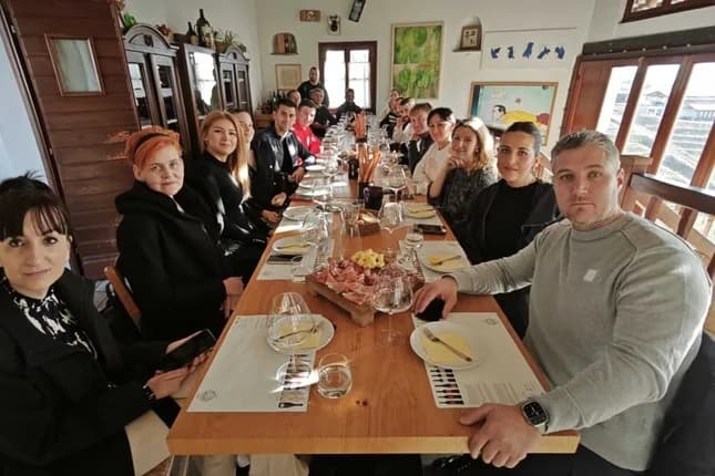 Edukativno studijsko putovanje vinara i vlasnika ugostiteljskih objekata iz Zlatne Slavonije u Sloveniju i Italiju