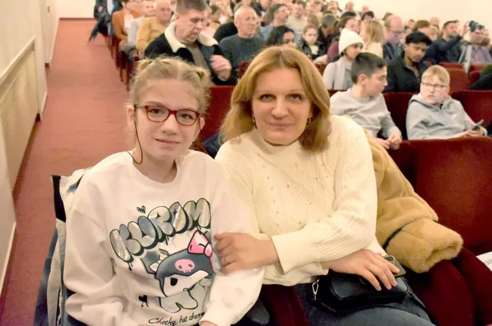 „Oj, Požego, u tebi je lipo“: Večer folklora i prijateljstva u požeškom kazalištu