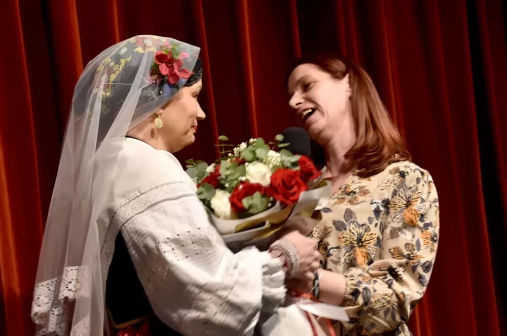 „Oj, Požego, u tebi je lipo“: Večer folklora i prijateljstva u požeškom kazalištu