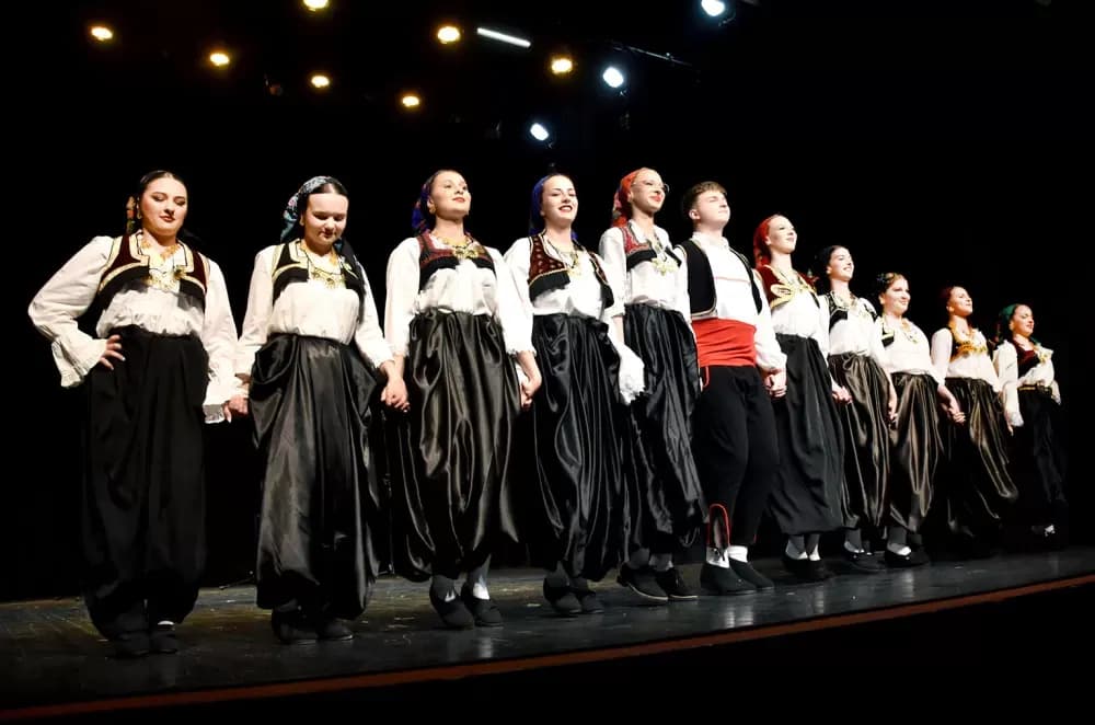 „Oj, Požego, u tebi je lipo“: Večer folklora i prijateljstva u požeškom kazalištu