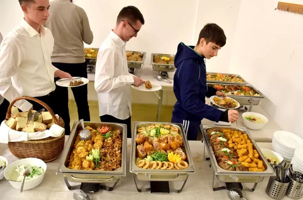 „Oj, Požego, u tebi je lipo“: Večer folklora i prijateljstva u požeškom kazalištu