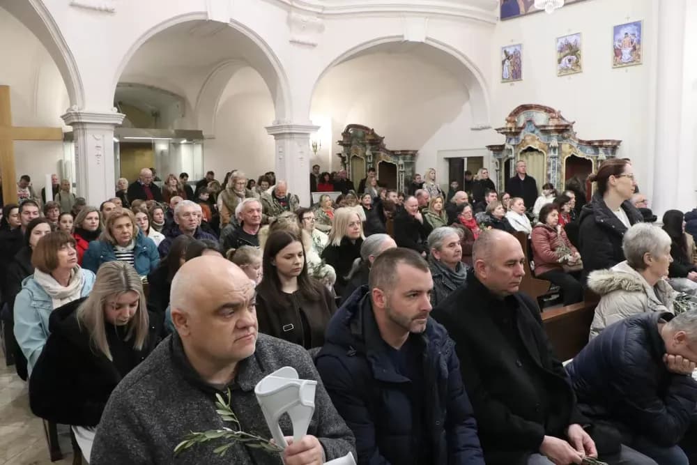 Cvjetnica u Požegi uz snažnu poruku o vjeri i nasljedovanju Krista