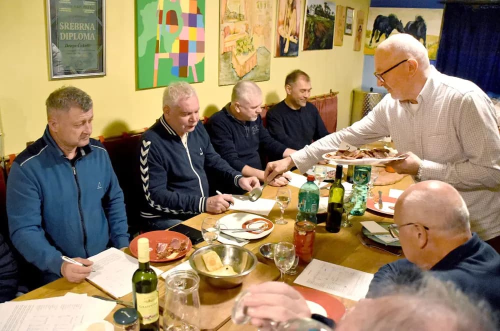 Požeško ocjenjivanje suhomesnatih delicija: Draženu Vukoviću pobjeda nakon pripetavanja