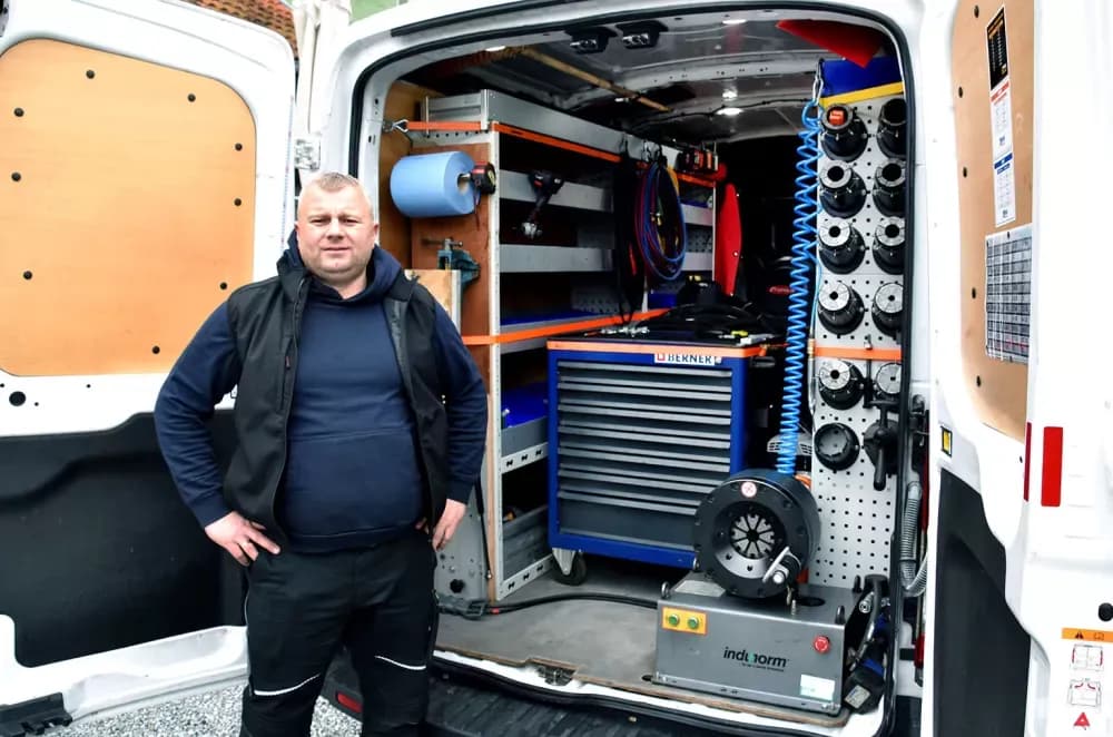 POVRATAK IZ NJEMAČKE U RODNI KAPTOL: Dario Matešić otvorio mobilni servis koji „spašava“ gradilišta i šume