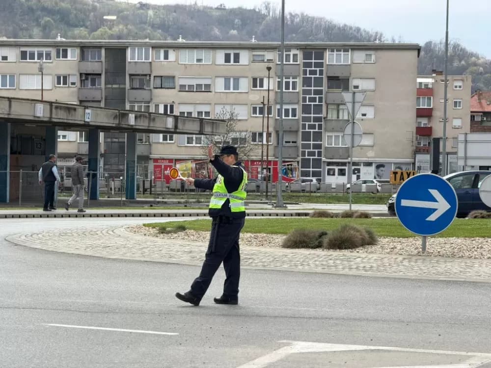 Požeška policija na visini zadatka: Gužve u Požegi pod kontrolom