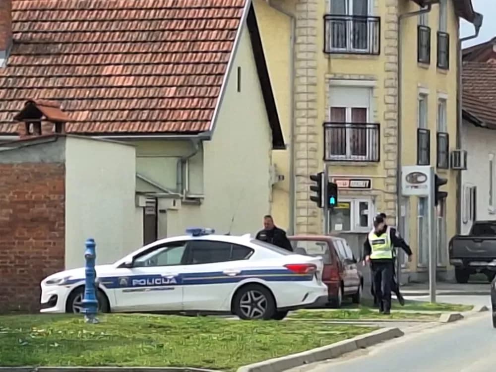 Požeška policija na visini zadatka: Gužve u Požegi pod kontrolom